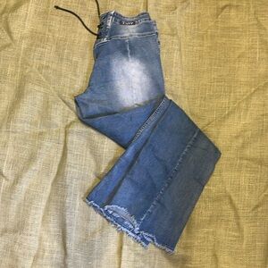 Super comfy, stretchy, 34” inseam size 29